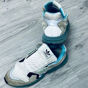 Adidas Torsion Athletic Fashion Sneakers Shoes Men’s Size 11